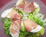 Foto del paso 3 de la receta: Ensalada con tortitas de arroz