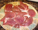 Foto del paso 2 de la receta: Solomillo de cerdo con dátiles en reducción de cítricos