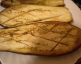 Foto del paso 1 de la receta: Berenjenas rellenas de salmón