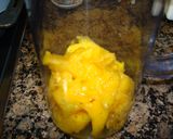 Foto del paso 1 de la receta: Batido cremoso de mango y plátano