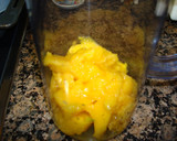 Foto del paso 1 de la receta: Batido cremoso de mango y plátano