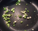 Foto del paso 3 de la receta: Tortilla de espinacas y acelgas