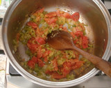 Foto del paso 1 de la receta: Espaguettis con chirlas y gambas