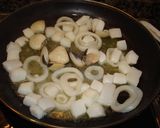 Foto del paso 2 de la receta: Arroces Fideuá negra de marisco