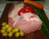 Foto del paso 1 de la receta: Lomo de cerdo mechado con puré de manzana