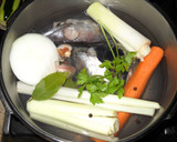 Foto del paso 1 de la receta: Salmón en cazuela