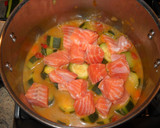 Foto del paso 3 de la receta: Salmón en cazuela