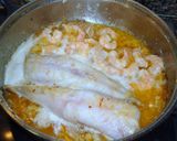 Foto del paso 3 de la receta: Rape con gambitas y caviar al cava