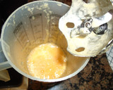 Foto del paso 1 de la receta: Batido de melocotón y ciruela a la canela