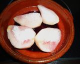 Foto del paso 1 de la receta: Peras al vino tinto caramelizadas