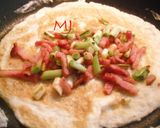 Foto del paso 2 de la receta: Omelette de apio, cebolla y jamón