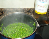 Foto del paso 1 de la receta: Guisantes al vino