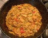 Foto del paso 5 de la receta: Arroz con conejo y champiñones