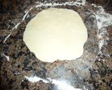 Foto del paso 1 de la receta: Hojaldre de queso y jamón serrano