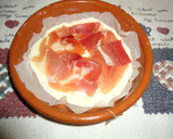 Foto del paso 3 de la receta: Hojaldre de queso y jamón serrano