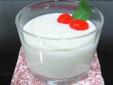 Postre de yogur y limón con crujiente
