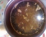 Foto del paso 2 de la receta Arroz negro con calamares y gambas

