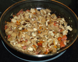 Foto del paso 4 de la receta: Macarrones con setas al queso