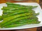 Lubina con espárragos