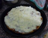 Foto del paso 1 de la receta: Pizza a la crema con cebolla y paleta