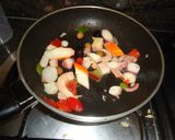 Foto del paso 2 de la receta: Brócoli con salpicón de marisco