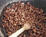 Foto del paso 2 de la receta: Garrapiñadas de maní con esencia