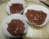 Foto del paso 2 de la receta: Muffins de chocolate con corazón de dulce de leche