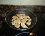 Foto del paso 3 de la receta: Espinacas con pollo y sésamo