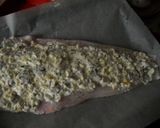 Foto del paso 4 de la receta: Pescadilla con queso fresco a las hierbas provenzales