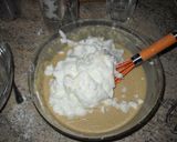 Foto del paso 4 de la receta: Bizcocho de cocacola con base caramelizada de nectarina
