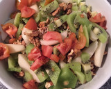 Foto del paso 3 de la receta: Ensalada templada de pera, nueces y bacon