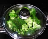 Foto del paso 1 de la receta: Brócoli al roquefort gratinado