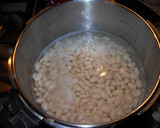 Foto del paso 3 de la receta: Judías blancas con picantones