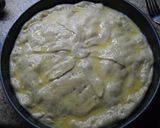 Foto del paso 8 de la receta: Empanada de sardinas, pimientos rojos y huevos duros