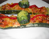 Foto del paso 8 de la receta: Calabacines rellenos de salchichas de ave