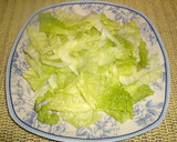 Foto del paso 4 de la receta: Ensalada con pollo y huevo