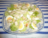 Foto del paso 5 de la receta: Ensalada con pollo y huevo