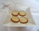 Foto del paso 1 de la receta: Canapés de queso de cabra y miel