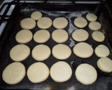 Foto del paso 4 de la receta: Masitas rellenas con pasta glass y pasta cacao