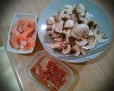 Foto del paso 1 de la receta: Salteado de langostinos, champiñones y jamón ibérico