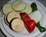 Foto del paso 2 de la receta: Merluza y verduras a la plancha