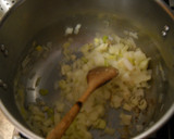 Foto del paso 1 de la receta: Sopa de crema de pimientos