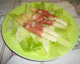 Foto del paso 3 de la receta: Ensalada de espárragos y jamón serrano