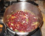 Foto del paso 4 de la receta: Alubias rojas con codornices