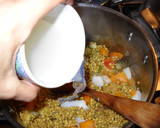 Foto del paso 3 de la receta: Lentejas con pota y curry