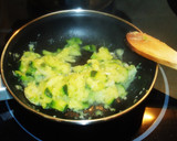 Foto del paso 1 de la receta: Tartar de calabacín con queso