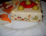 Foto del paso 6 de la receta: Pastel de pescado con pimientos y guisantes