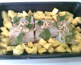 Foto del paso 2 de la receta: Bacalao al horno con langostinos y patatas