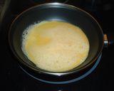 Foto del paso 1 de la receta: Tortilla de queso de cabra con mermelada de frambuesa
