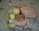 Foto del paso 3 de la receta: Pollo y cebollas al ajo con puré cremoso de patatas